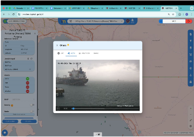 Pemantauan visual kapal di perairan pelabuhan